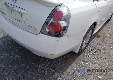 2005 Nissan Altima 2.5 S z USA, uszkodzony, nr VIN 1N4AL11D25N486850